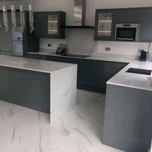 Meet your Posher, Marlen